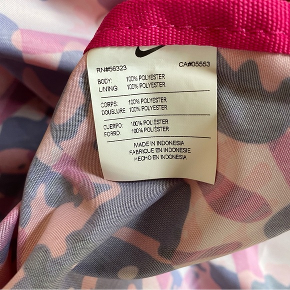 Nike Lightweight Colorful Drawstring Backpack - Picture 5 of 5